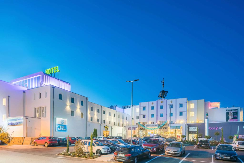 hotel image 6