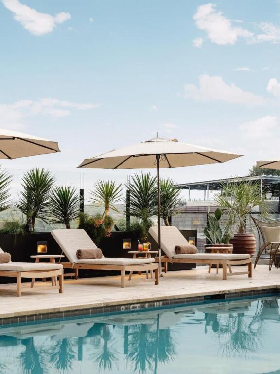 hotel image 12