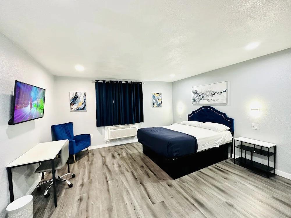 hotel image 9