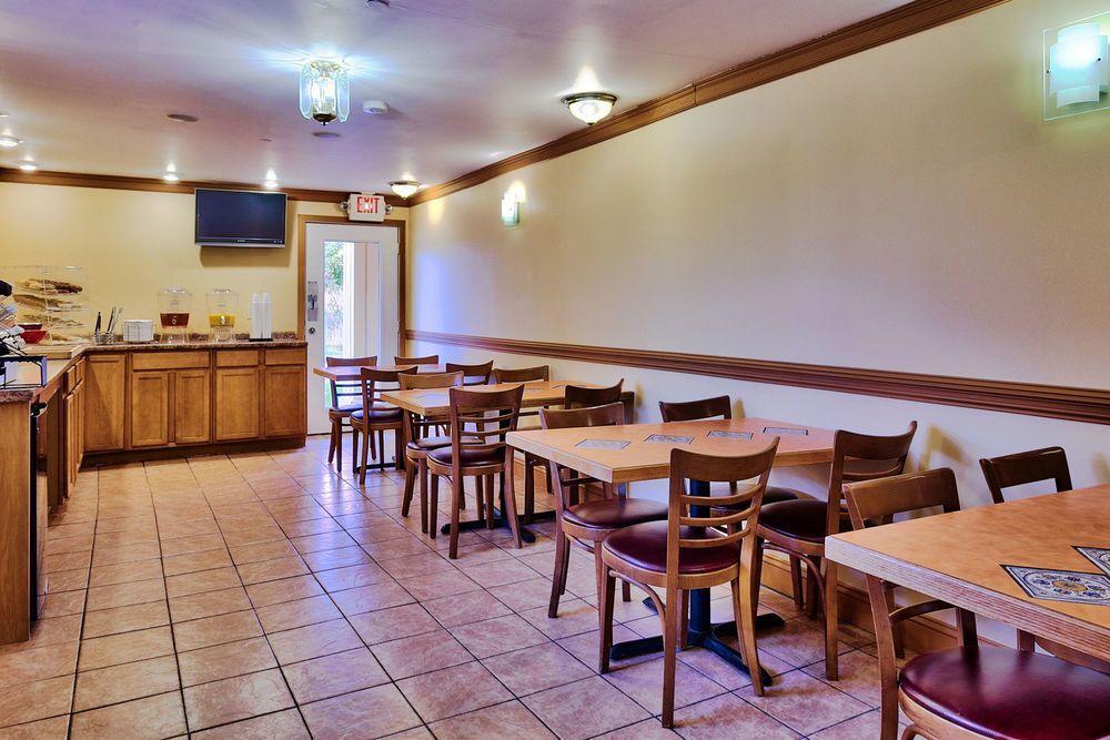 hotel image 10