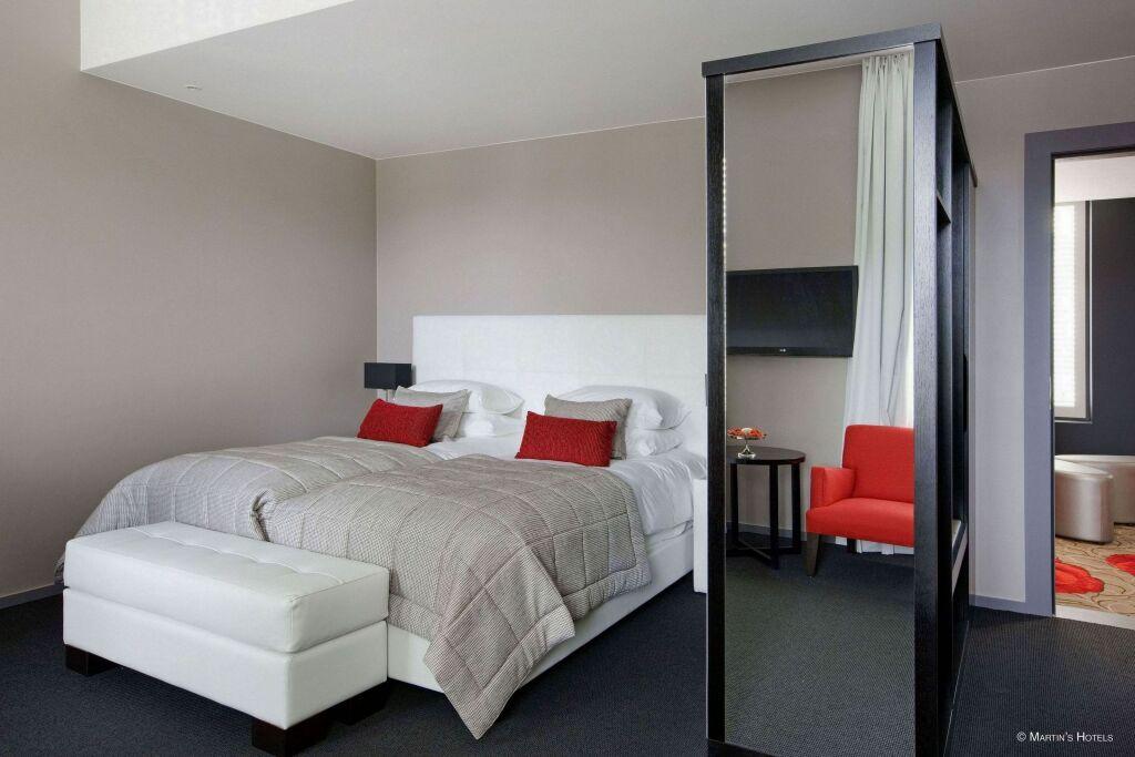 hotel image 8