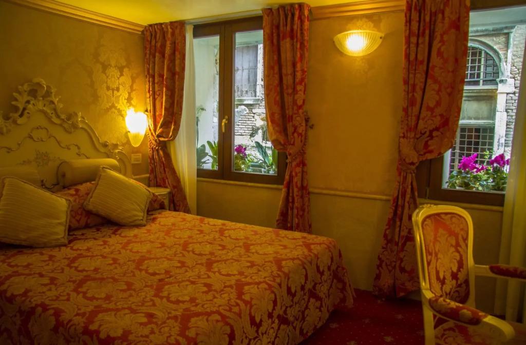 hotel image 8