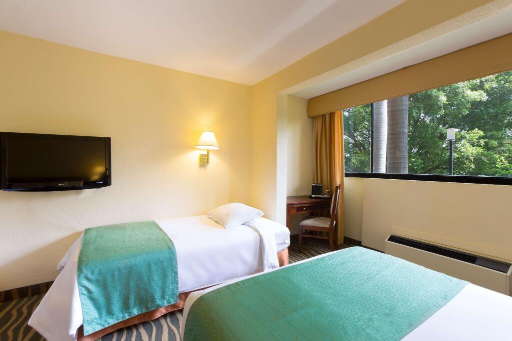 hotel image 10
