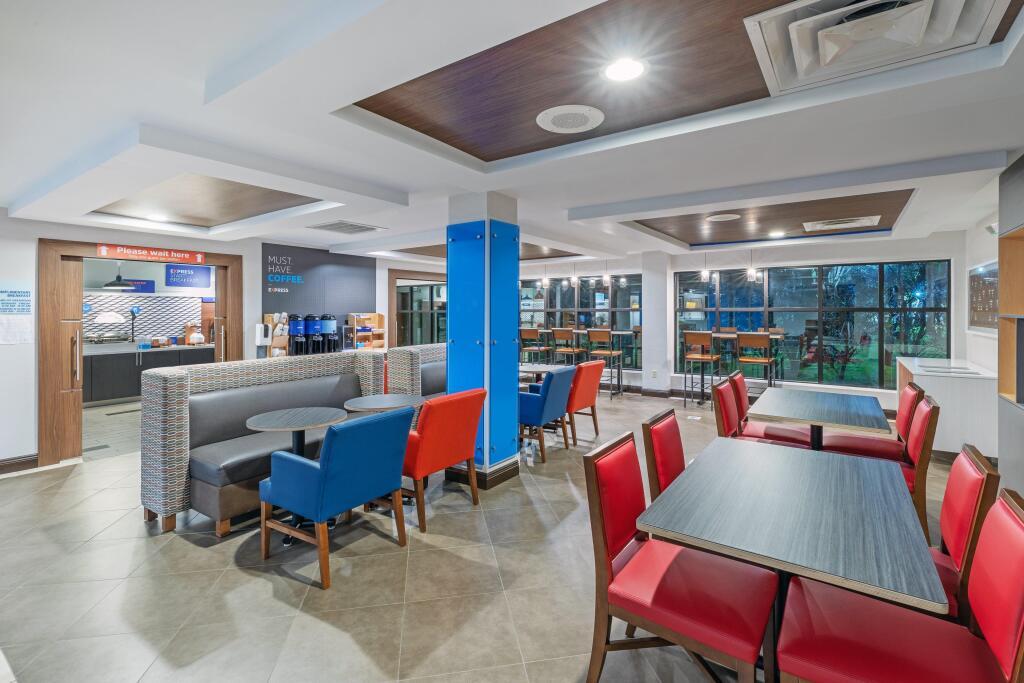 hotel image 16