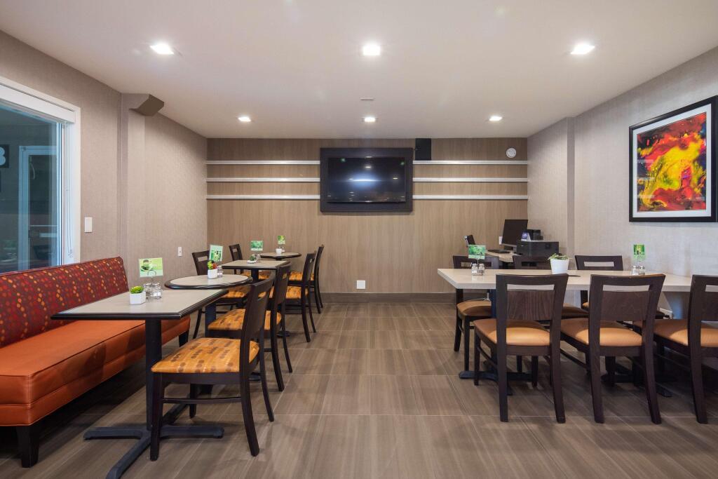hotel image 36
