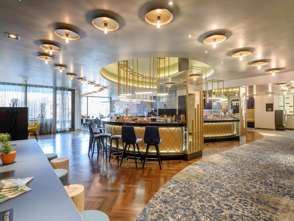hotel image 10