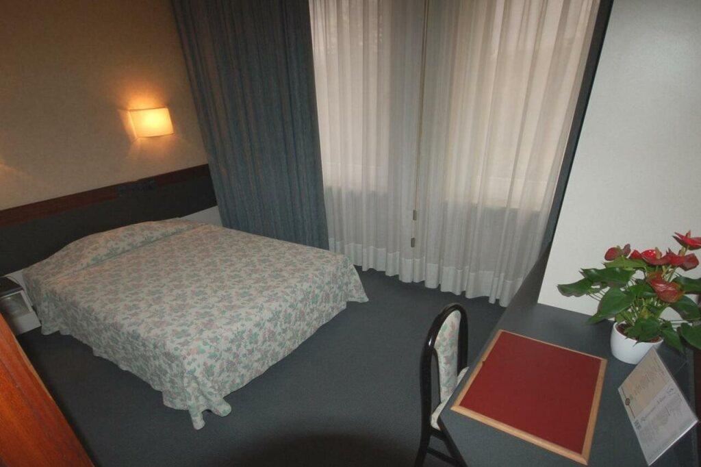hotel image 13