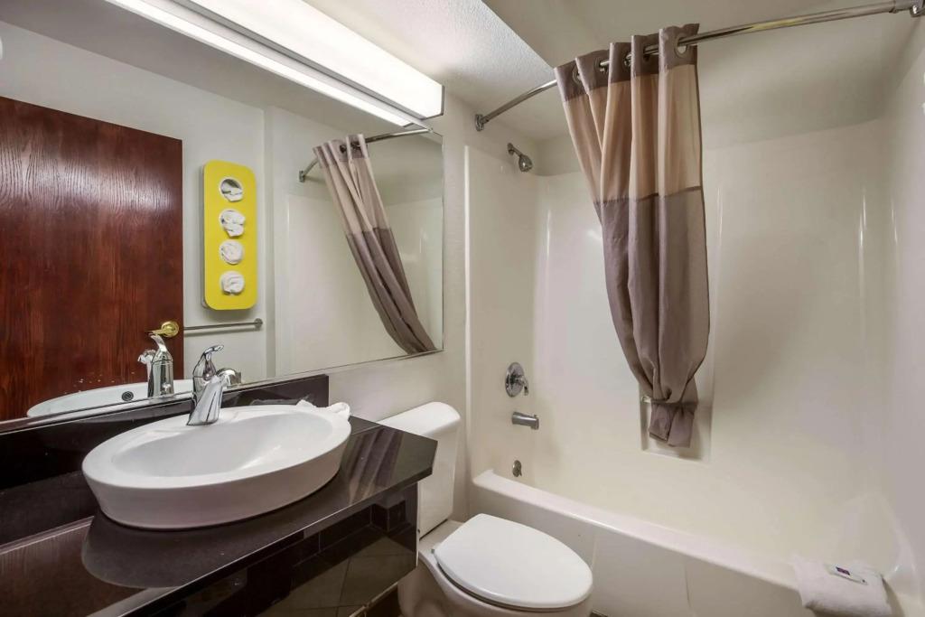 hotel image 10