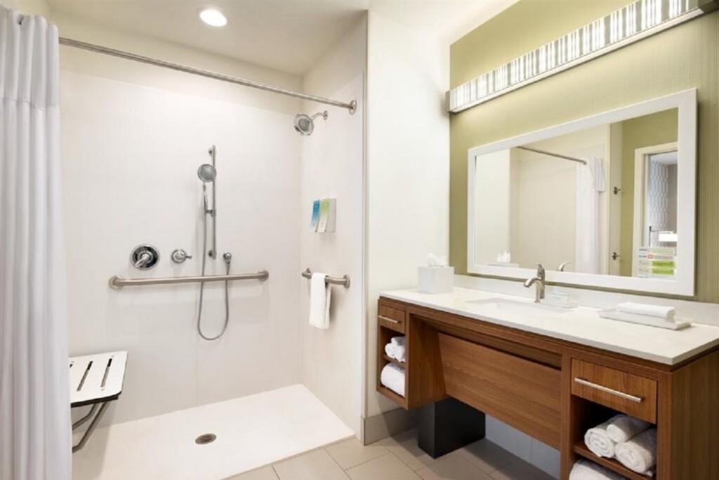 hotel image 16