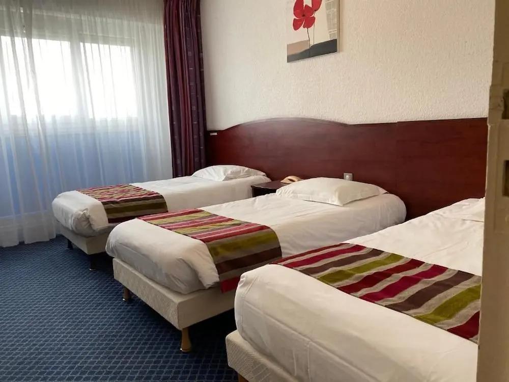 hotel image 11