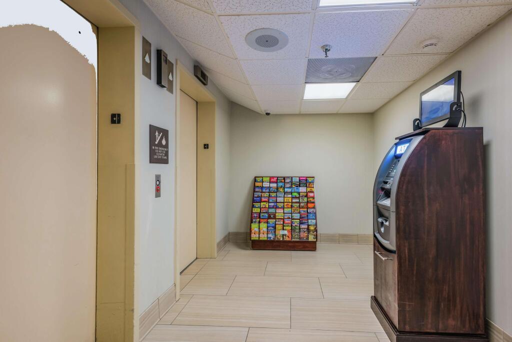 hotel image 11