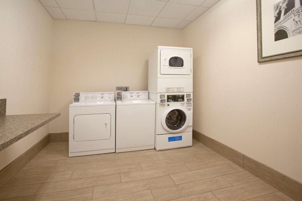 hotel image 39