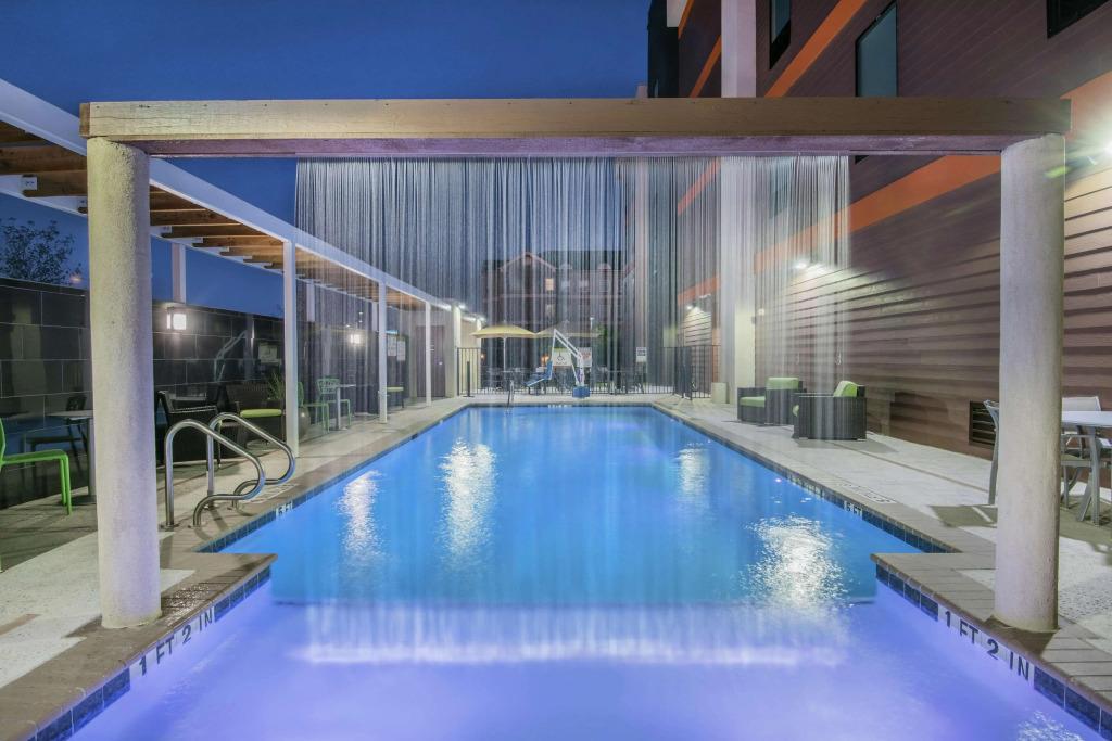hotel image 8