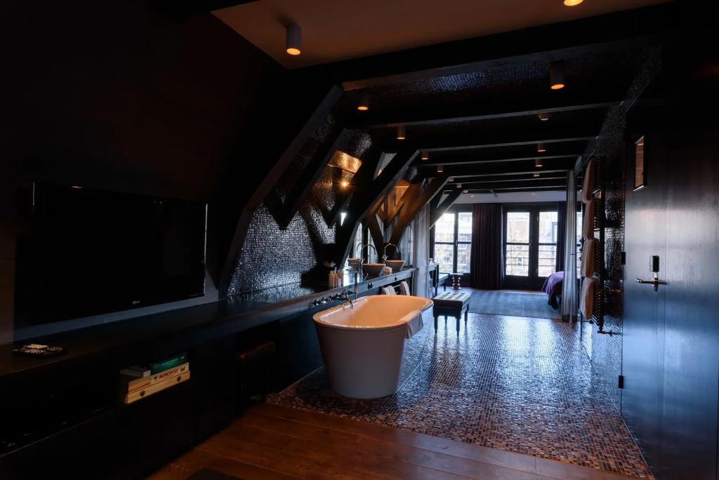 hotel image 38