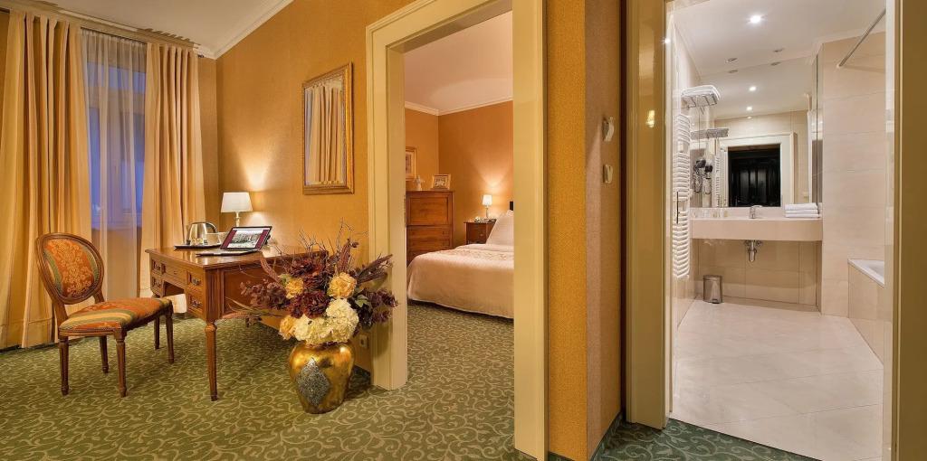hotel image 39