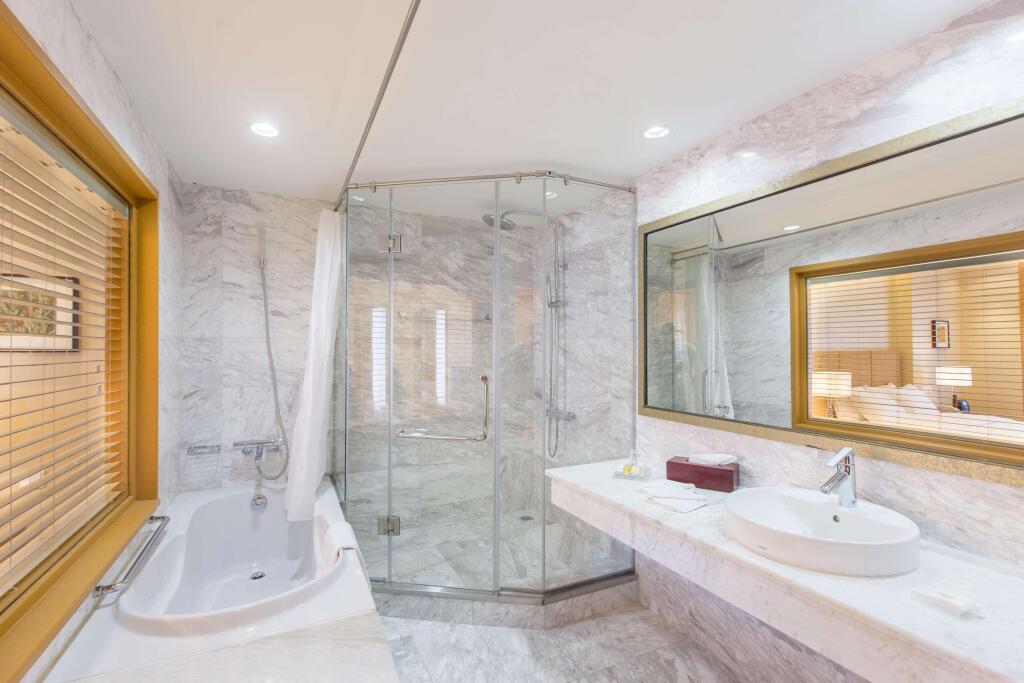 hotel image 16
