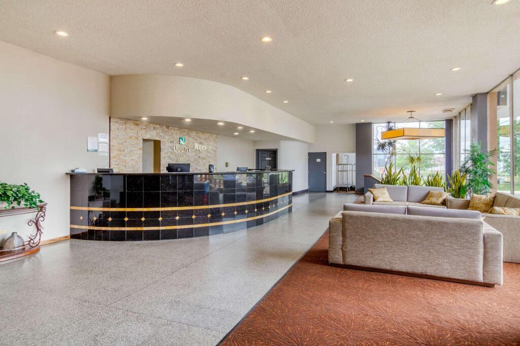 hotel image 10