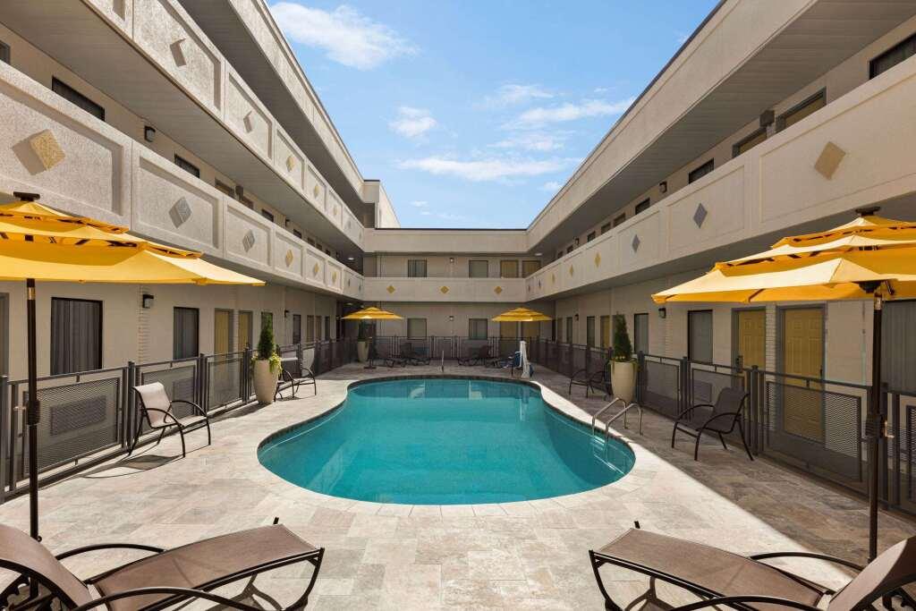 hotel image 13