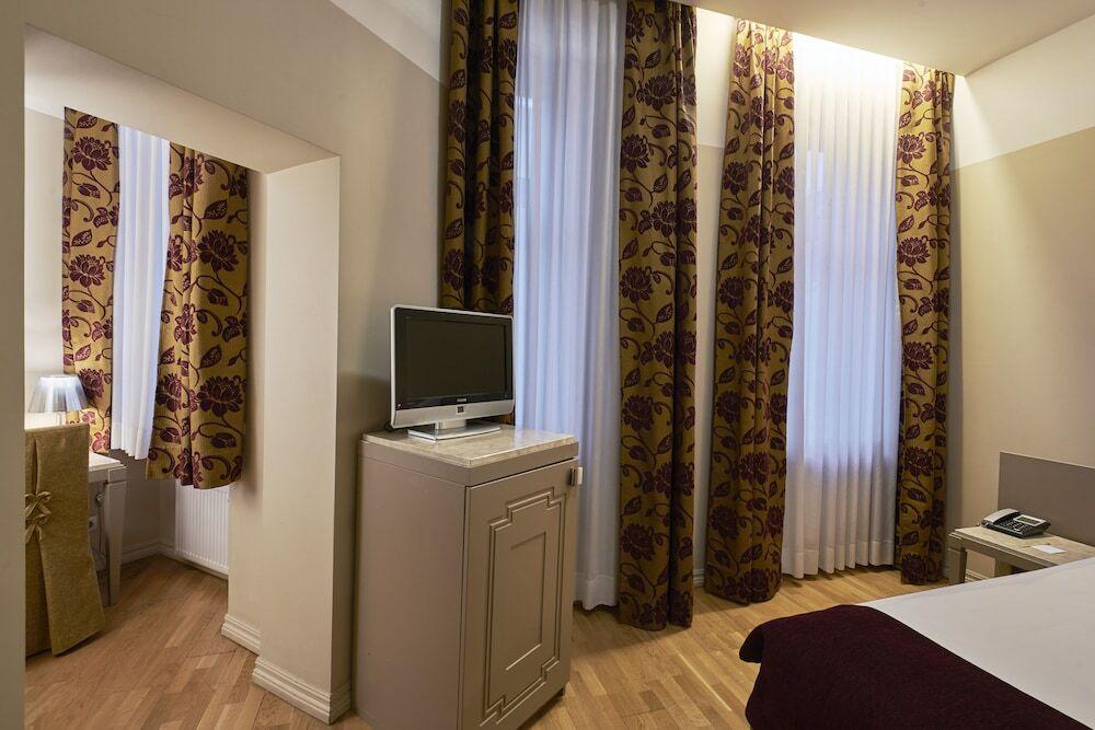 hotel image 14