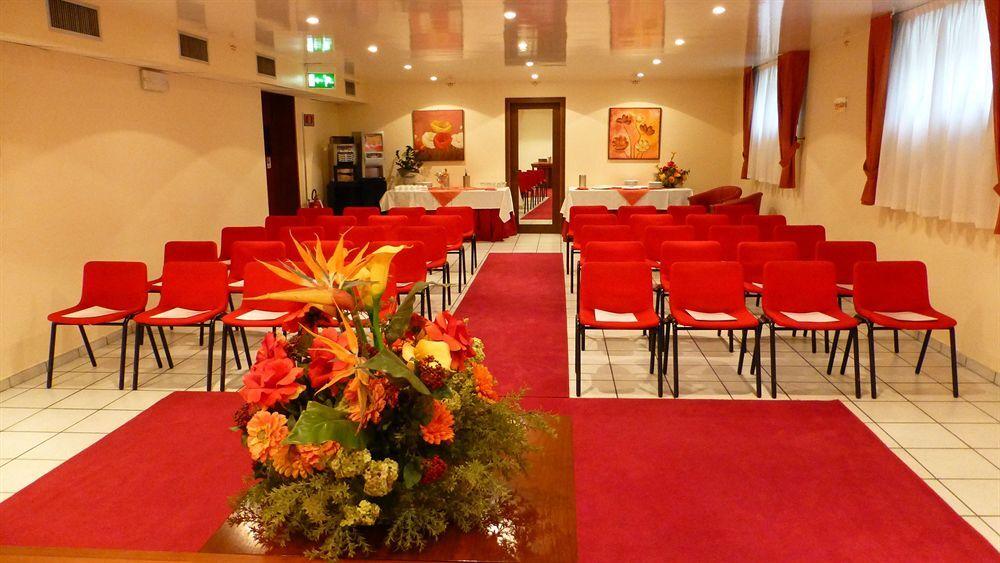 hotel image 10