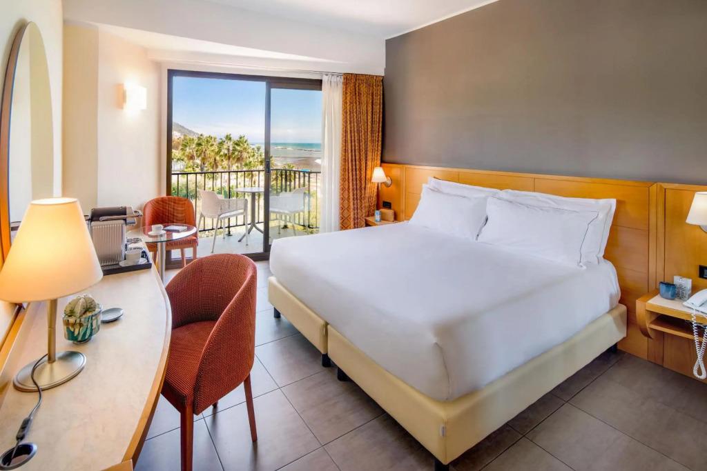hotel image 11