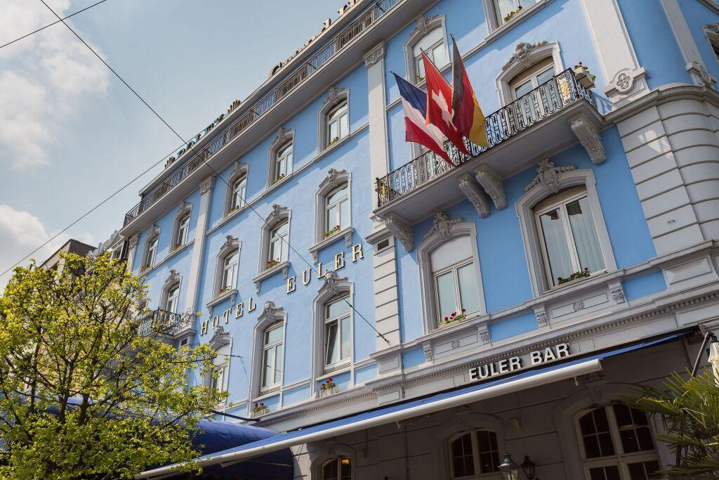 hotel image 12