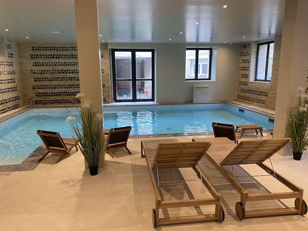 hotel image 12