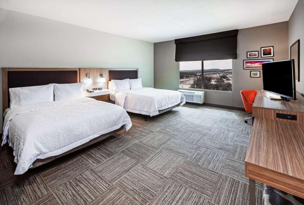 hotel image 32
