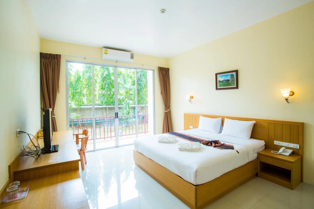 hotel image 12