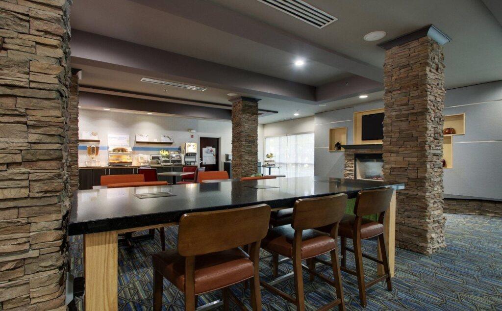 hotel image 10