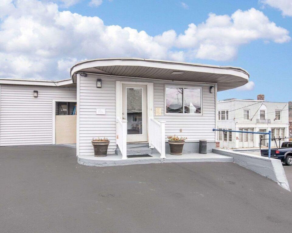hotel image 10