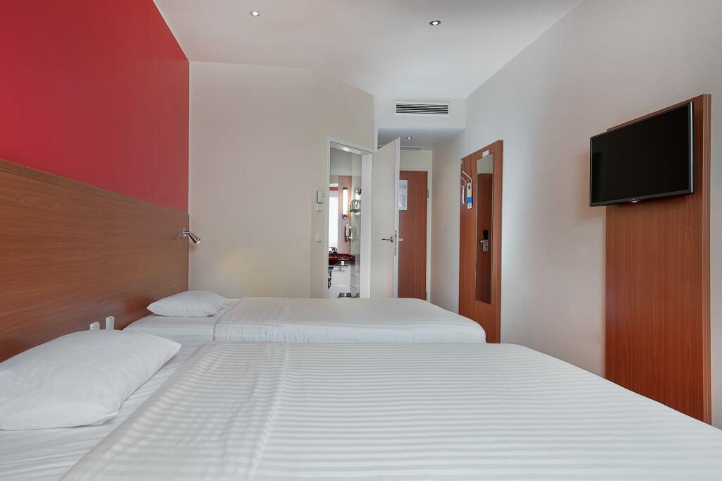 hotel image 42