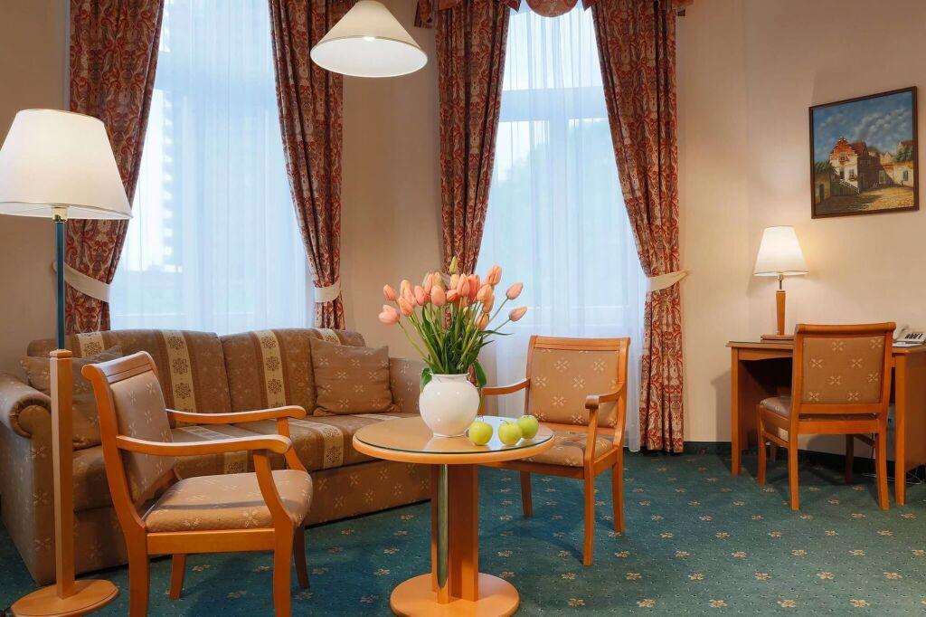 hotel image 13