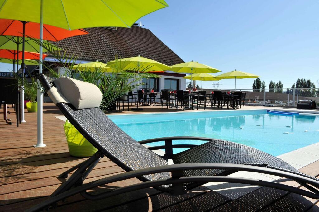 hotel image 9
