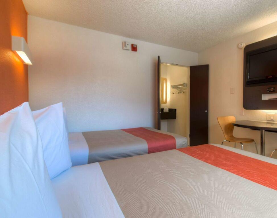 hotel image 8