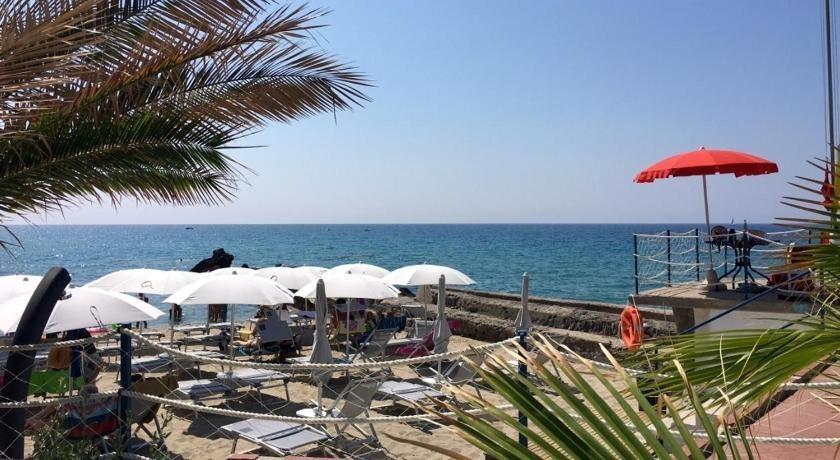 hotel image 12