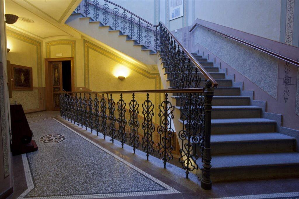 hotel image 16