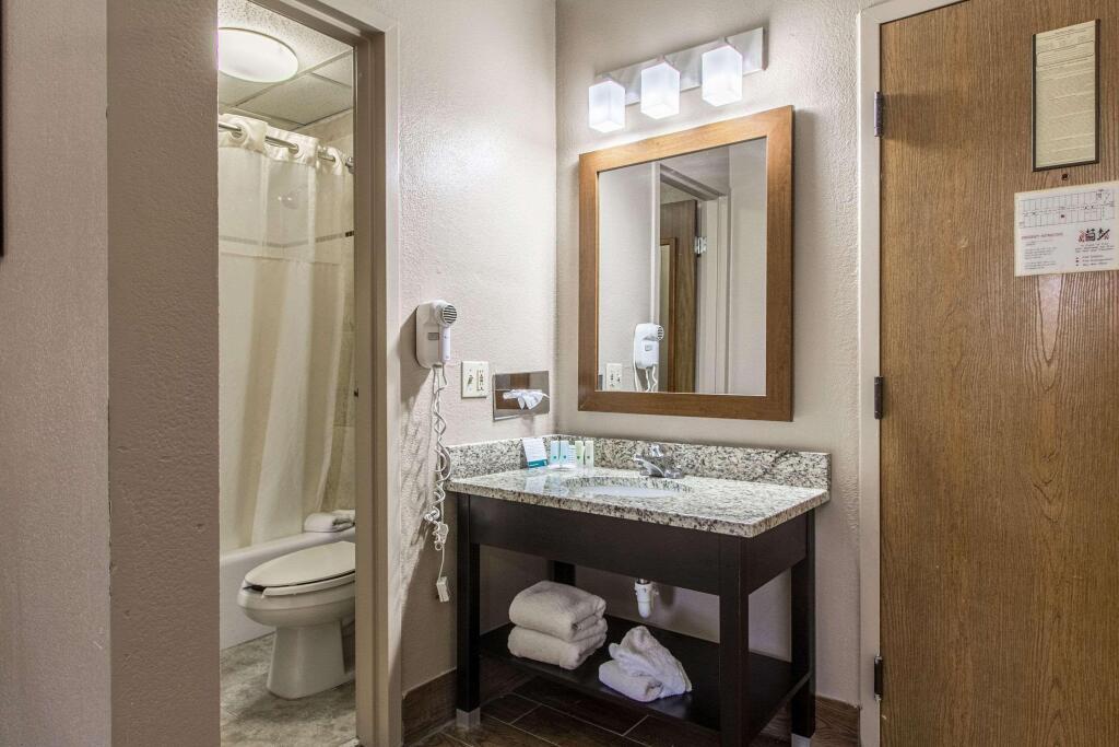 hotel image 11
