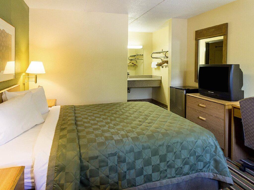 hotel image 8