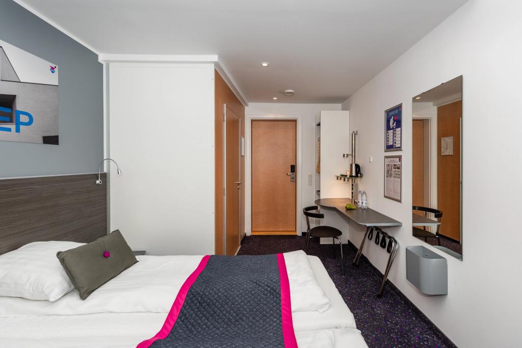 hotel image 9