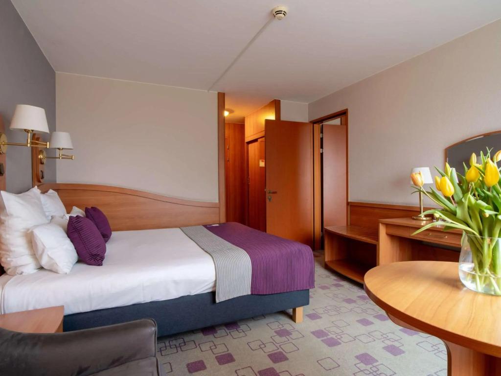 hotel image 12