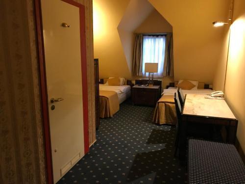 hotel image 8