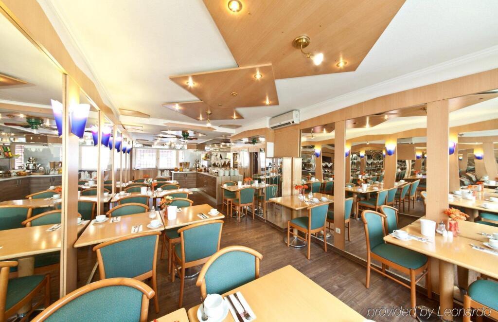 hotel image 10