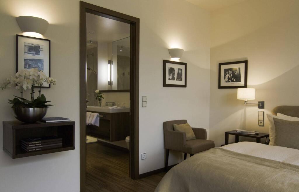 hotel image 10