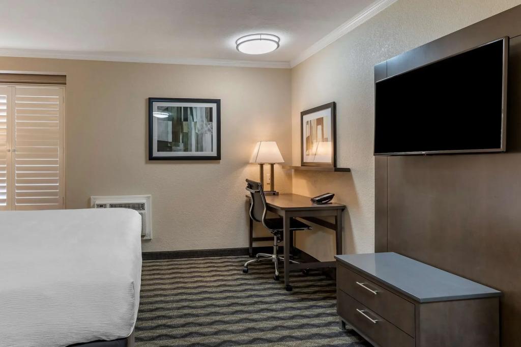 hotel image 35