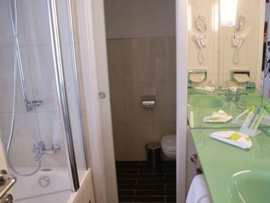 hotel image 36