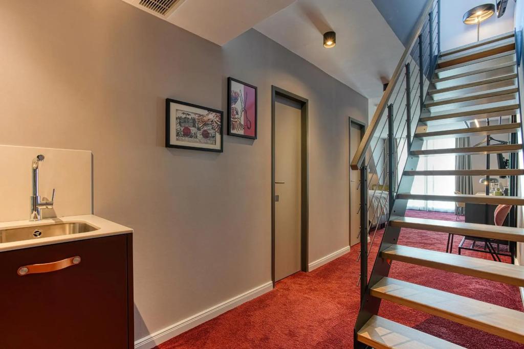 hotel image 9