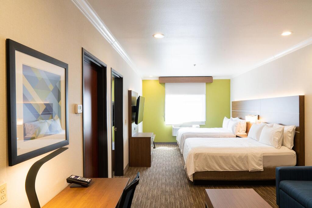 hotel image 11