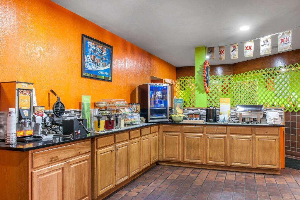 hotel image 9
