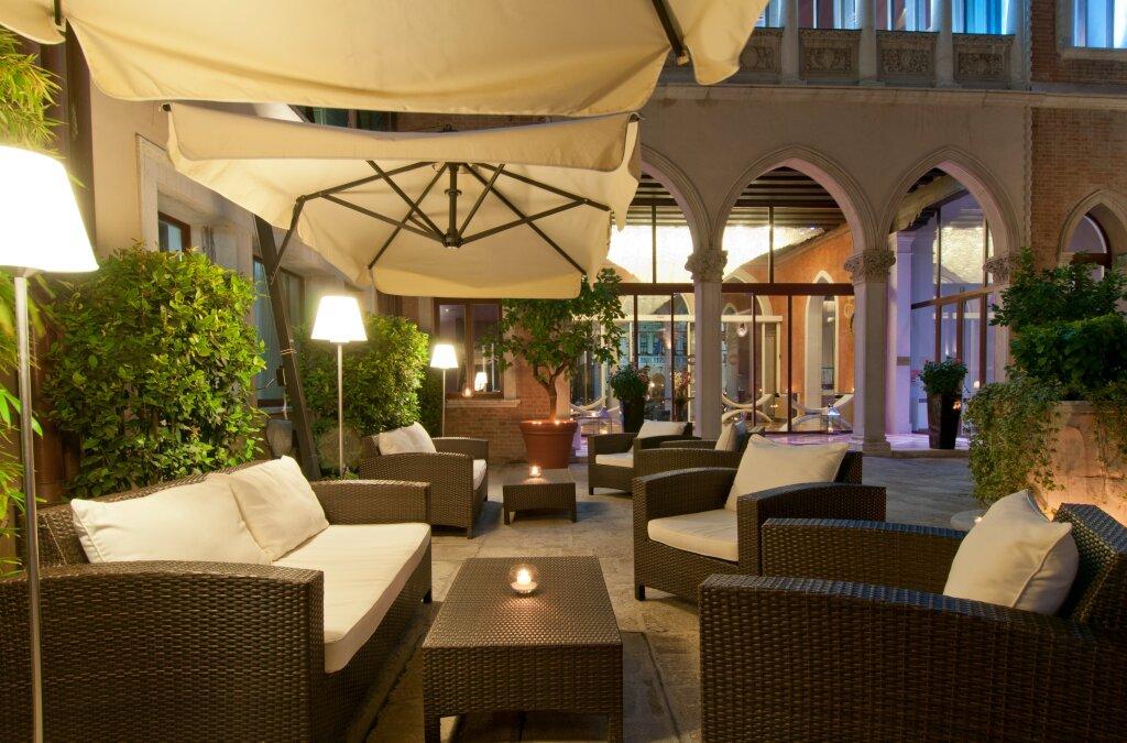 hotel image 18